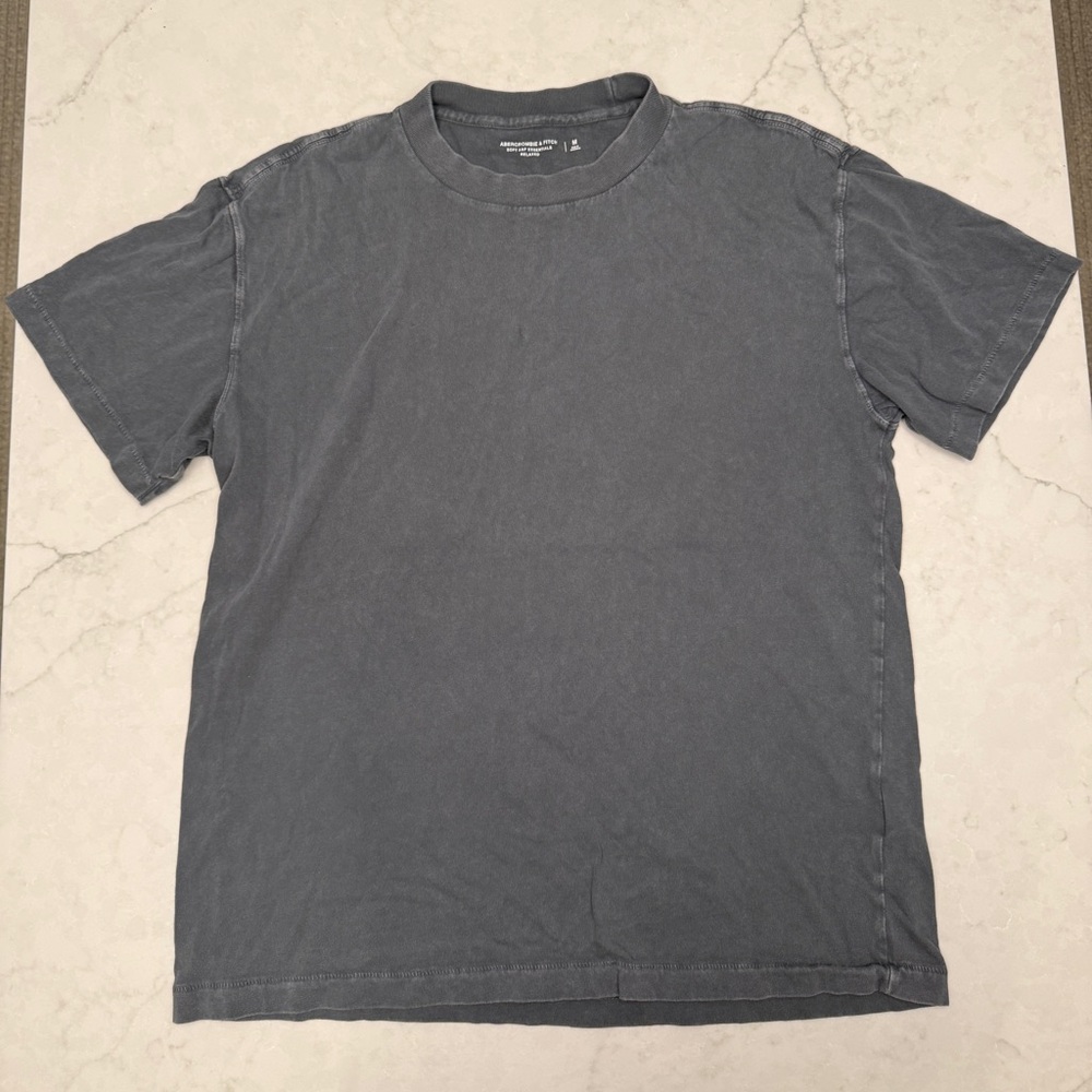 Abercrombie & Fitch Soft A&F Essentials T-Shirt - Grey - Men’s Size M